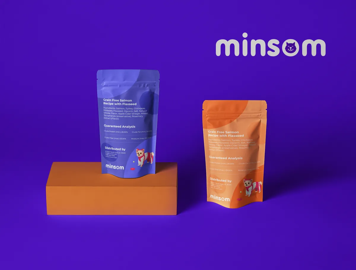 Backs of Minsom pouches on an orange podium next to the logo
