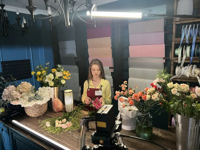 Behind the scenes of the Looknet commercial