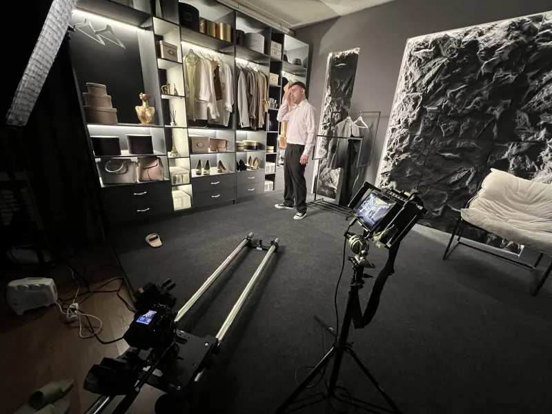 Behind the scenes of the Looknet commercial