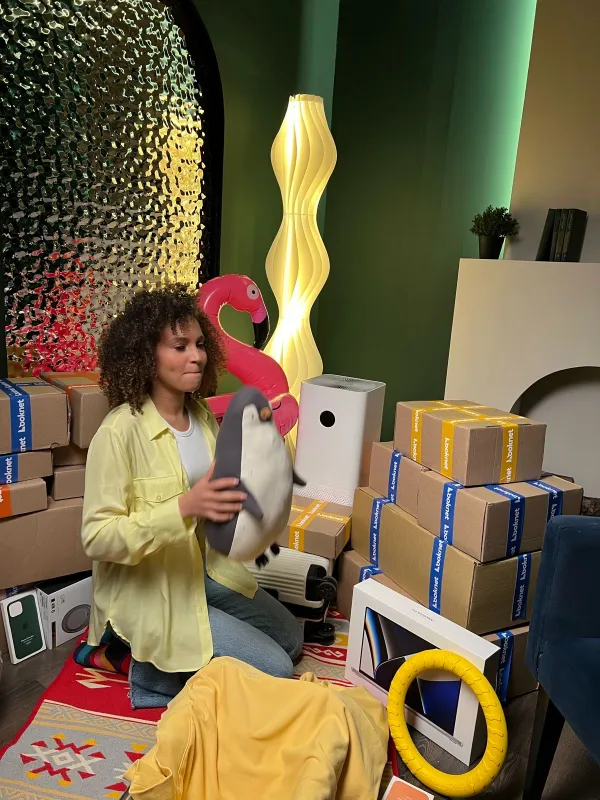 Behind the scenes of the Looknet commercial